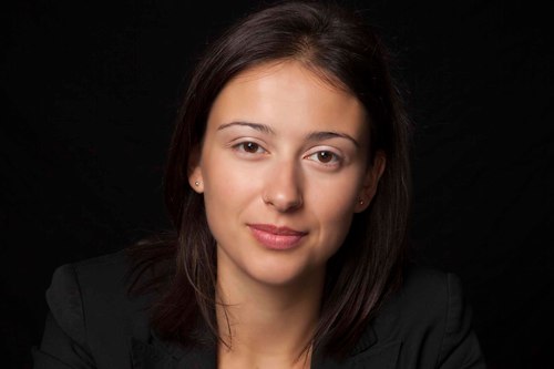 Delphine Oung
